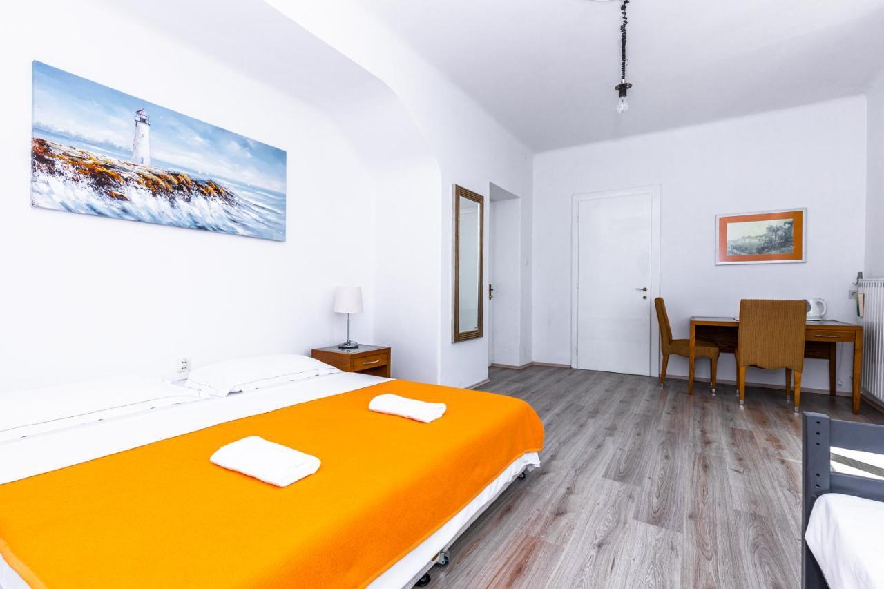 Guesthouse Mika Dubrovnik Ngoại thất bức ảnh