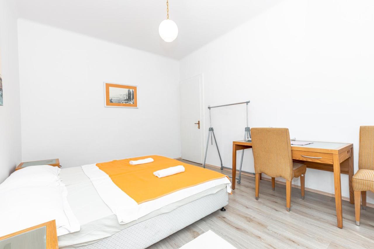 Guesthouse Mika Dubrovnik Ngoại thất bức ảnh