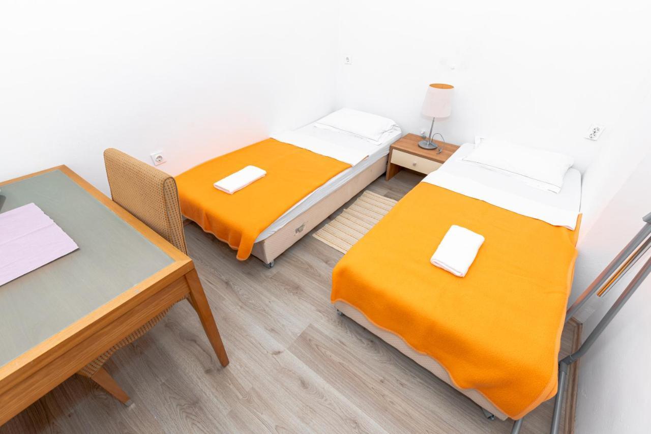 Guesthouse Mika Dubrovnik Ngoại thất bức ảnh